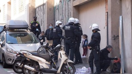 El ayuntamiento de Ada Colau desahucia a una familia vulnerable