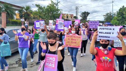 Movilización en Burruyacu: las mujeres expresaron que no permitiran que el poder político las silencie