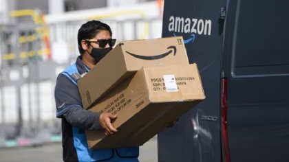 Amazon admitió que sus conductores deben orinar en botellas