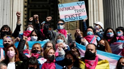 La Ley Trans vuelve a bloquearse en el Congreso: PP y VOX en contra, PSOE se abstiene