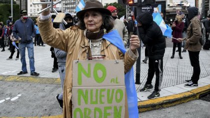 Sectores de derecha y anticuarentena se manifestaron este 25M