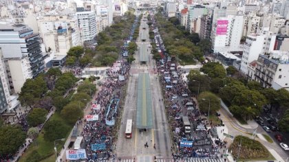 Importante movilización de organizaciones de desocupados en CABA y otras ciudades del país