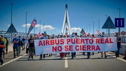 Importante manifestación en Cádiz en defensa de Airbus Puerto Real