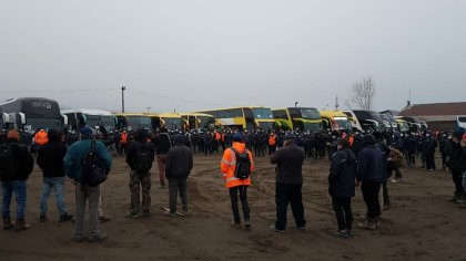 Trabajadores y pobladores se movilizan contra la empresa Arauco en Concepción 