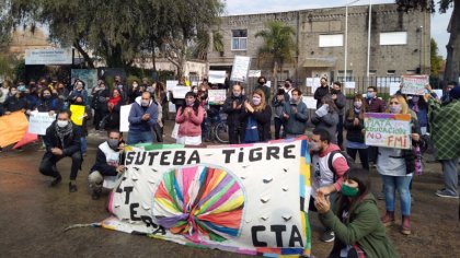 Docentes, auxiliares y familias reclamaron obras y calefacción en el Consejo Escolar de Tigre