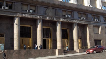 La deuda pública de la Argentina llegó a USD 343.500 millones, su nivel más alto de la historia