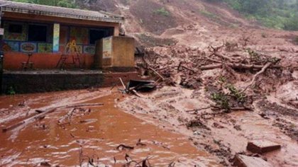 India: por los aludes e inundaciones hay más de un centenar de muertes