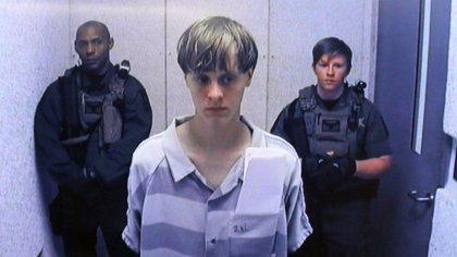 Corte aprueba ejecución del terrorista Dylann Roof