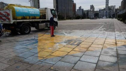 Repudiable: Garro mandó a borrar el pañuelo naranja de los vecinos del barrio El Rincón