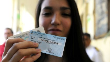 Más de 861 mil jóvenes de 16 y 17 años votan por primera vez en la Argentina