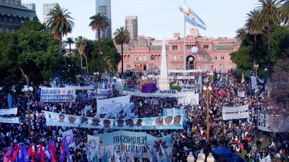 17 de octubre: un acto que buscó conciliar el no pago de la deuda y la defensa al gobierno