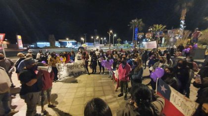 Mujeres marchan contra la violencia machista luego de agresión a joven tocopillana