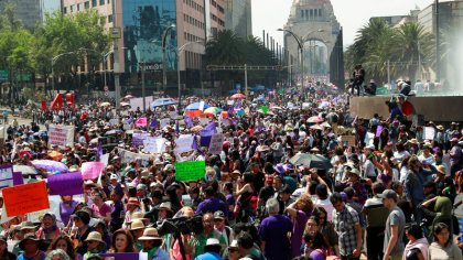 Defender lo indefendible: justifican declaraciones de AMLO sobre el feminismo