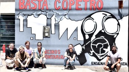  Asamblea de Vecinos contaminados realiza un mural para decirle Basta a Copetro