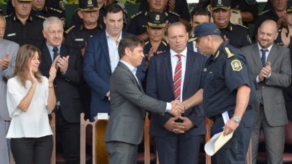 Kicillof ve una policía “humanamente” mejor pero en Miramar la Bonaerense mató a otro pibe