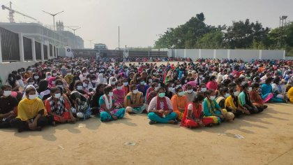 Fuertes protestas de trabajadoras de la fábrica de iPhone en India