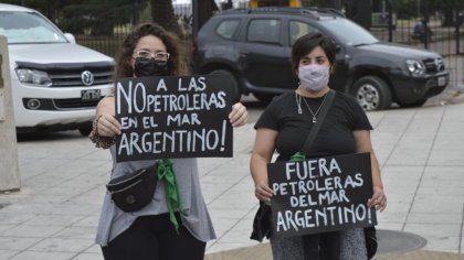  Movilización en La Plata en defensa del mar Argentino