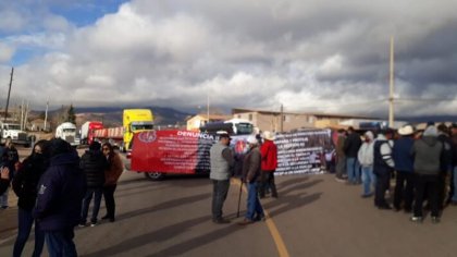 Sindicato minero toma carretera en Cananea: exigen respuesta a Segob