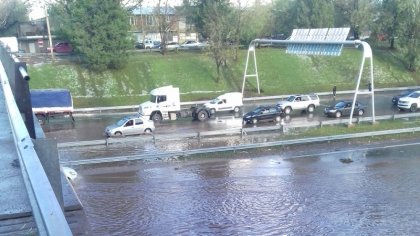 Gran tormenta de granizo en Mendoza, se suspendieron las clases y hay varias escuelas afectadas