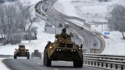 ¡No a la guerra! ¡Fuera las tropas rusas de Ucrania! ¡Fuera la OTAN de Europa del este! ¡No al rearme imperialista!