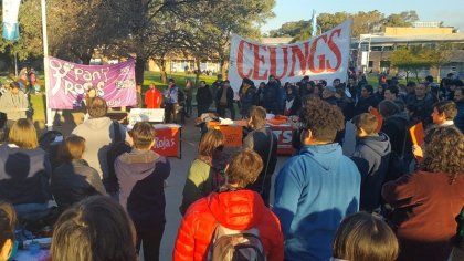 Asamblea de estudiantes en UNGS: 30 mil razones para luchar contra el ajuste del gobierno y el FMI 