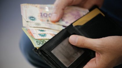 Los salarios de los trabajadores informales perdieron casi un 5 % en lo que va del año