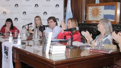 Presentaron en la Legislatura “Desaparecer en democracia”, el libro que incomoda a los gobiernos