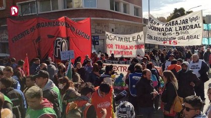 Masiva movilización en Córdoba contra el FMI y el ajuste - YouTube