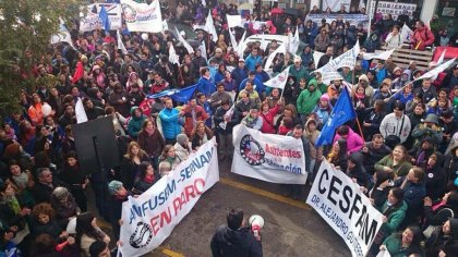 Por la unidad de trabajadores y estudiantes para terminar con el Código Laboral y la educación de mercado de la Dictadura