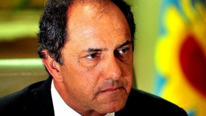 Scioli quiere hacer campaña con los derechos humanos, pero su política es impunidad y represión