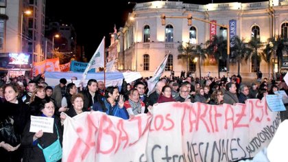 Convocatoria en Córdoba contra los tarifazos. Crece el descontento contra el gobierno nacional - YouTube