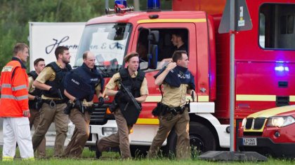 Tiroteo en un centro comercial en Munich deja al menos 9 muertos