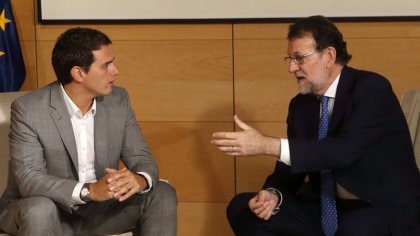 PP pacta con Ciudadanos e Iglesias insiste en el gobierno “progresista”