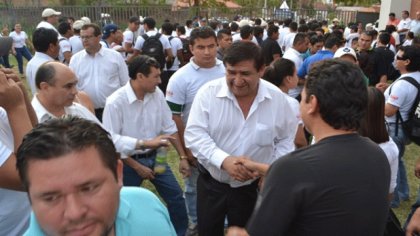 Con voto docente, Rosas sería por tercera vez rector de la UAGRM