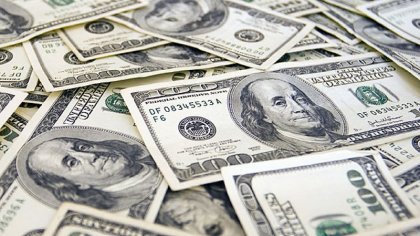 El dólar arrancó octubre en baja: cayó a $ 15,42