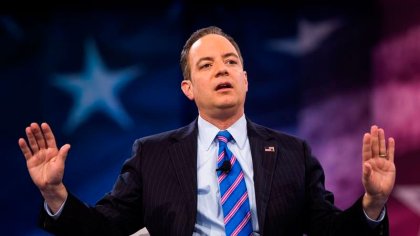 El republicano Reince Priebus y el racista Steve Bannon, los nombres elegidos por Trump