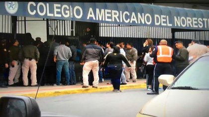 Menor abre fuego en escuela de Monterrey