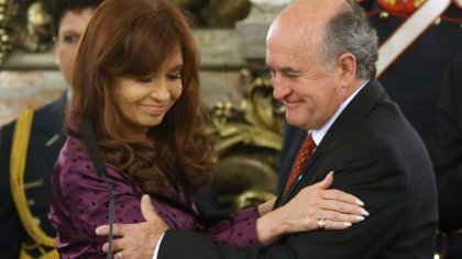 Cristina, Parrilli y un audio donde se cruzan las operaciones políticas