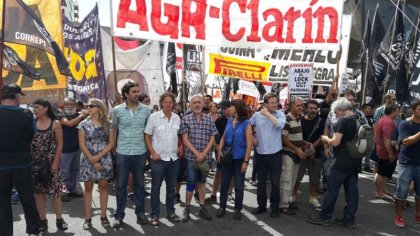 AGR-Clarín: la izquierda denuncia el cerco mediático