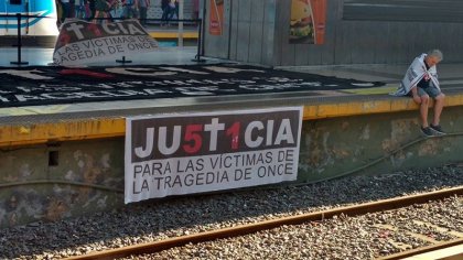 Masacre ferroviaria de Once a cinco años: emotivo acto y reclamo de cárcel común a los culpables