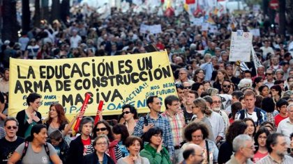 ¡A la huelga el 9M! Paremos la educación hasta derribar los recortes