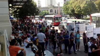 La Plata: feria de ciencia contra el recorte macrista