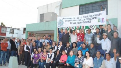 Protestan telefonistas ante el Instituto Federal de Telecomunicaciones 