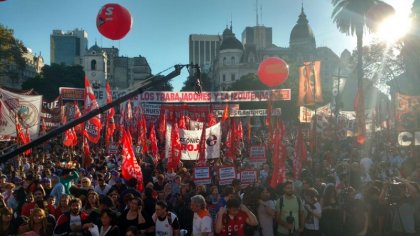 1º de Mayo: el Frente de Izquierda y el sindicalismo combativo en la Plaza de Mayo