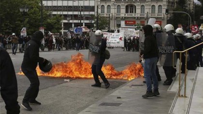 La huelga general en Grecia termina con represión