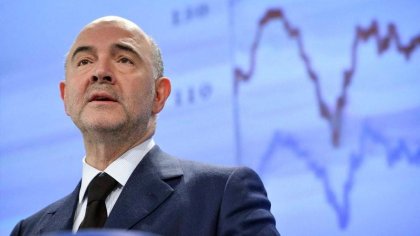 Moscovici amenaza con más reformas para el Estado español