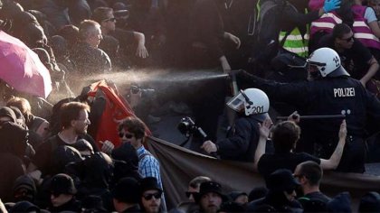 Hamburgo sitiada por la policía contra los manifestantes anticapitalistas