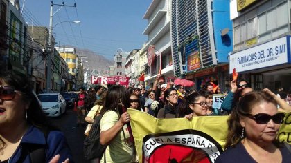 Profesores de Antofagasta realizan demanda por deuda de bono SAE y descuentos por movilizarse