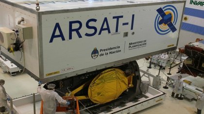 Nueva denuncia contra Macri por un posible intento de privatizar ARSAT