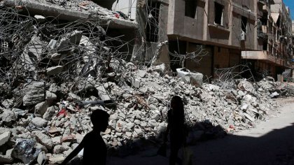 Mueren 24 civiles en un ataque de la coalición internacional en Al Raqa